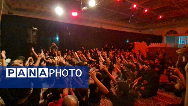 مراسم عزاداری شب شهادت امام حسن عسکری (ع) در امامزاده سید حمزه 