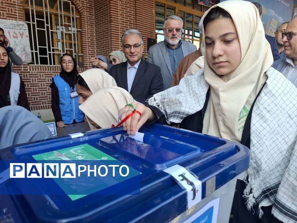 انتخابات شوراهای دانش‌آموزی در گلستان