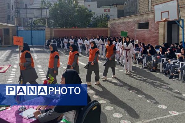 برگزاری المپیاد ورزشی دورن‌مدرسه‌ای در مدرسه حضرت خدیجه(س)بهارستان‌دو