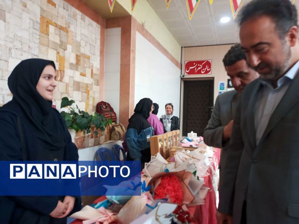 جشنواره خوارزمی در البرز با محوریت تجلیل از نخبگان هوش مصنوعی و ایران دیجیتال 