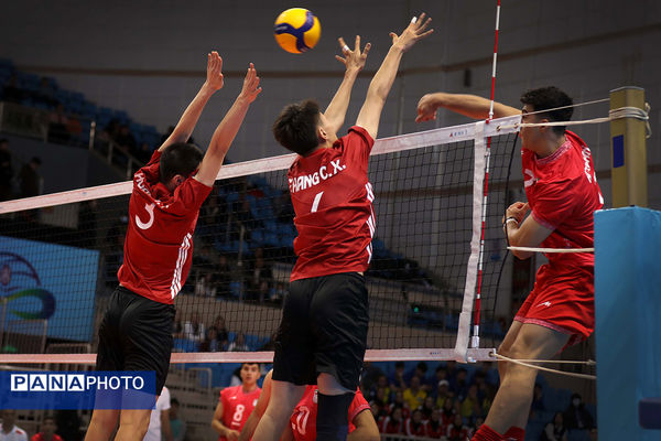 مسابقات دانش‌آموزی والیبال زیر 15 سال قهرمانی جهان (ایران - چین )