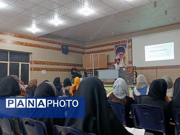 دومین کارگاه روانشناسی برای تربیت نسل فردا در حاجی‌آباد