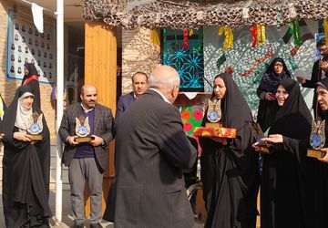 مراسم بزرگداشت مقام شهدا در روز حماسه و ایثار مردم اصفهان 