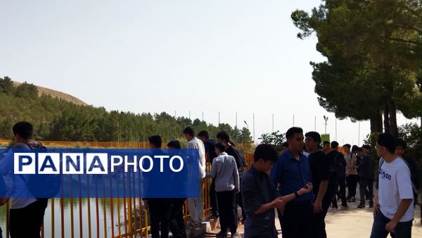 بازدید دانش آموزان پایه دهم دبیرستان شاهد ابوذر غفاری از سد اردوگاه باغرود 