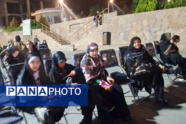 بزرگداشت مقام شهدای دفاع مقدس در آخرین روز هفته دفاع مقدس