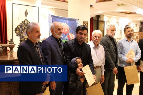 نشست خبری رئیس هیات امنا و مدیر روابط عمومی آستان حضرت سلطانعلی(ع) و اصحاب رسانه
