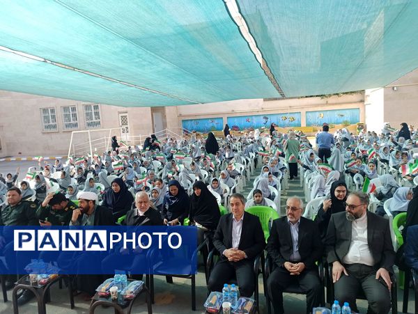 آغاز سال تحصیلی جدید در دبستان دخترانه پری زابلی نژاد ناحیه دو 