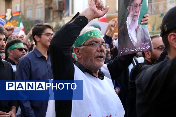اعلام انزجار مردم قم از یاوه گویی‌های استکبار جهانی با راهپیمایی «عهد خون»