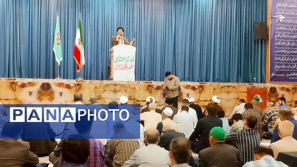 نماز جمعه در حرم مطهر امامزاده جعفر بن موسی الکاظم (ع) پیشوا 