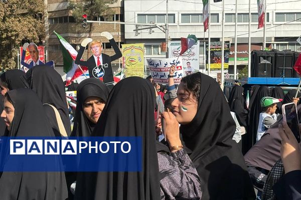 فریاد استکبار ستیزی از ورامین طنین انداز شد