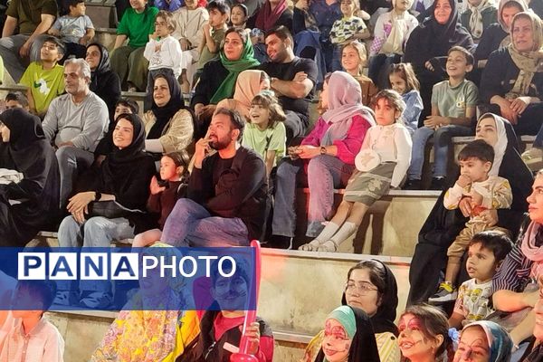 برگزاری جشن بزرگ هفته جهانی کودک در قبله تهران