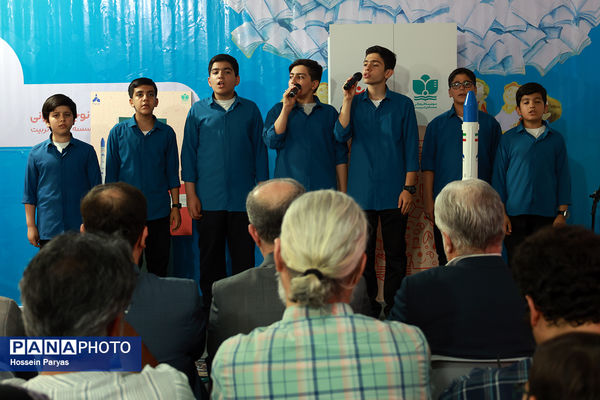رونمایی از کتاب «مهدا در مدار لئو» در سی‌وششمین نمایشگاه بین‌المللی کتاب تهران
