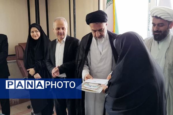 درخشش مدارس و راویان برتر در آیین اختتامیه مدرسه انقلاب شهریار