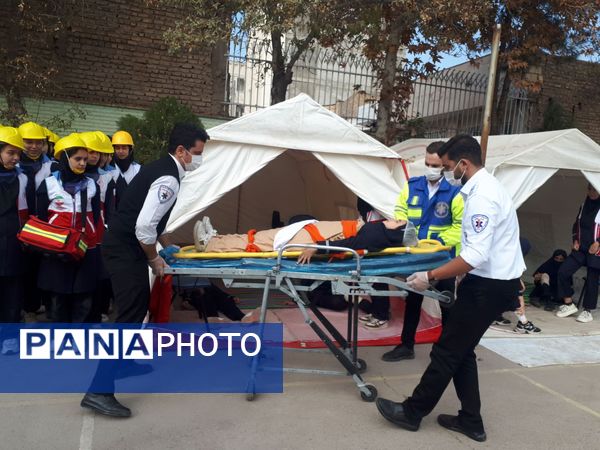 افتتاحیه طرح ملی دادرس و اجرای نمادین مانور سراسری زلزله