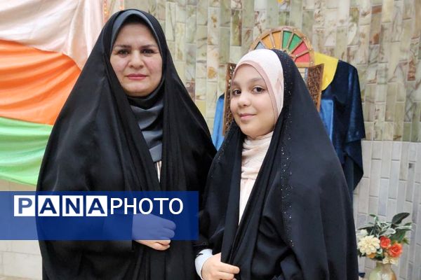 بازدید معاون پرورشی و تربیت بدنی ناحیه دو شهرری از مراسم اعتکاف دانش آموزی 