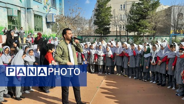 اجرای برنامه فرهنگی و عروسکی پیک دانایی در دبستان نیایش