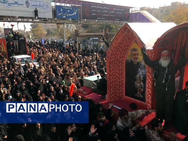 اجتماع بزرگ عزاداران حضرت زهرا(س) همزمان با تشییع شهیدان گمنام دفاع مقدس