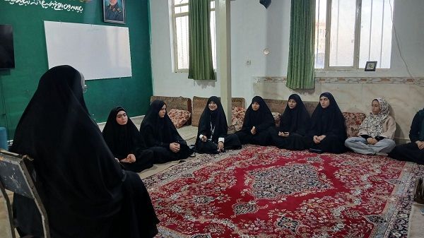 کارگاه آموزش مهارت‌های زندگی ویژه دختران نوجوان در پایگاه مهدیه شهرستان نظرآباد برگزار شد