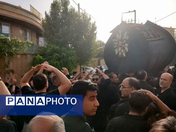 کاروان بزرگ علم گردانی در کاشان