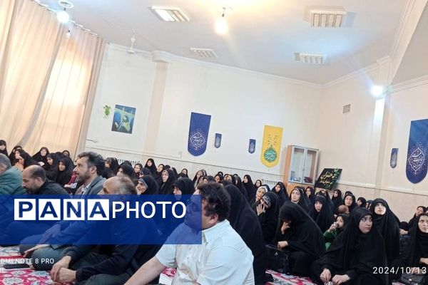 جلسه انجمن اولیا و مربیان در دبستان هیات امنایی قرآنی مبین شهرستان شیروان