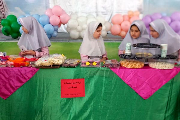 آیین سنتی یلدای ایرانی در مدارس اسلامشهر 