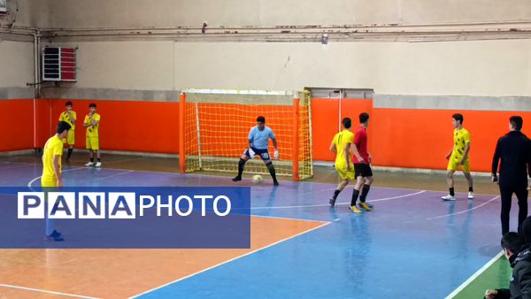 رقابت پرشور فوتسال مدارس ملکان با حضور ۸ تیم