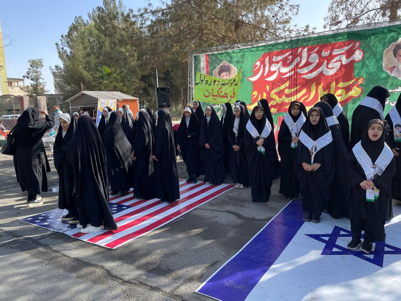 راهپیمایی 13 آبان در زاهدان برگزار شد