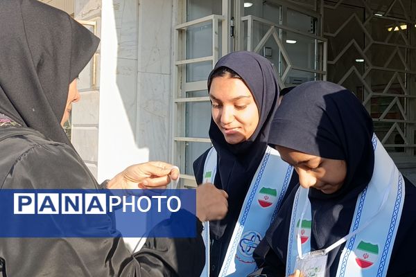 مراسم افتتاحیه سفیران سلامت در دبیرستان مهر نیشابور 