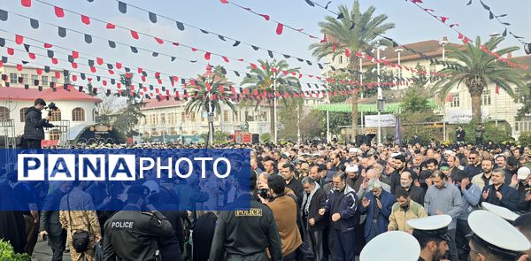 مراسم تشییع پیکر هفت شهید گمنام در رشت