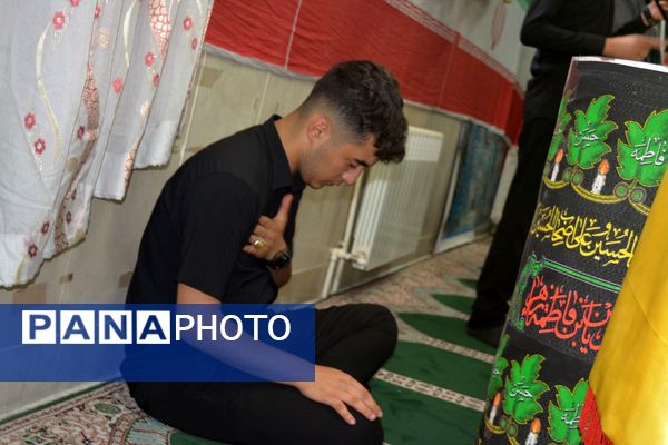 برگزاری مراسم سوگواره احلی من العسل در هنرستان مجتمع فنی تهران بهارستان ۲