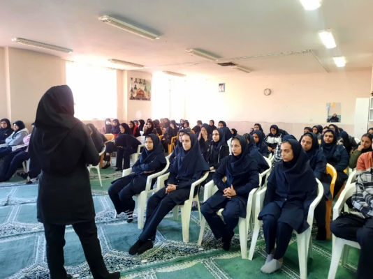 آموزش رسمی مهارت‌های مطالعه باید بخشی از برنامه ثابت مدارس باشد