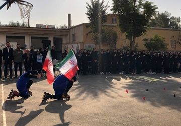 نواخته شدن زنگ تحرک در دبیرستان آرمینه مصلی نژاد ناحیه دو شهرری 