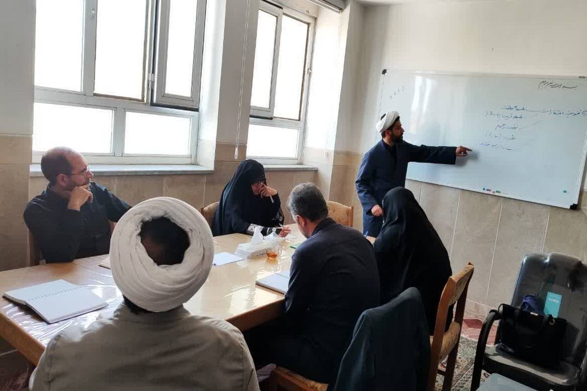 جلسه کارگروه مشترک تولید محتوا برای «نماز نسل نو» برگزار شد