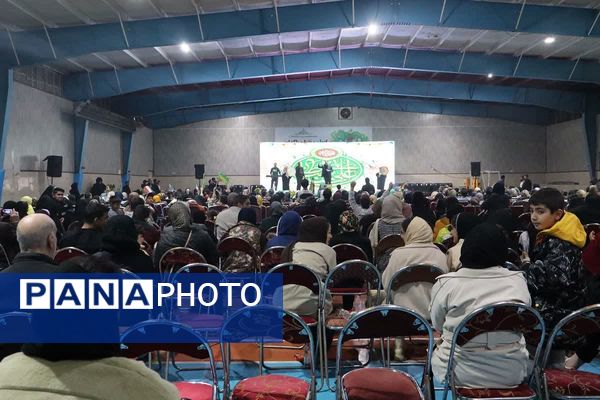 جشن میلاد امیرالمومنین(ع) و روز پدر با حضور پرشور شهروندان قرچکی