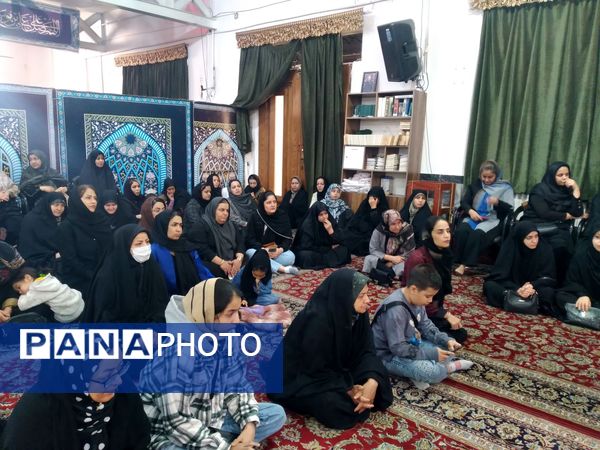 جلسه آموزش خانواده در دبیرستان دخترانه شهر آرا ۲