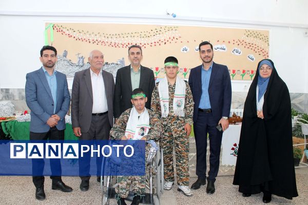 نواختن زنگ ایثار، شهادت و نماز در آموزشگاه ولایت شهرستان فریمان