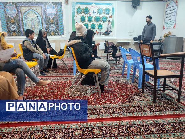 جلسات هم‌اندیشی دانش‌آموزان کانونی دردبیرستان امام خمینی کاشمر