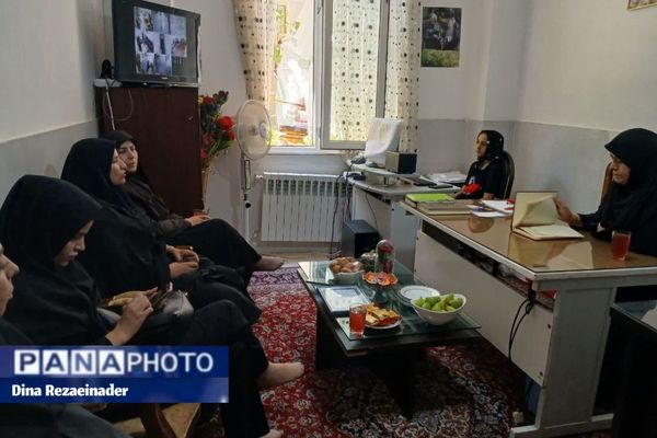 از ظرفیت‌های نیکوکاری بانوان در توانمندسازی اجتماعی رونمایی کرد