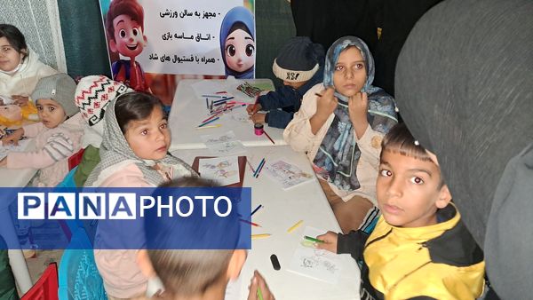 برپایی غرفه فرهنگی کودک در شهرستان کاشمر 