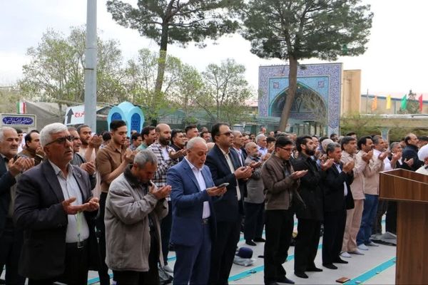 برگزاری با شکوه نماز عید فطر در صفادشت ملارد 