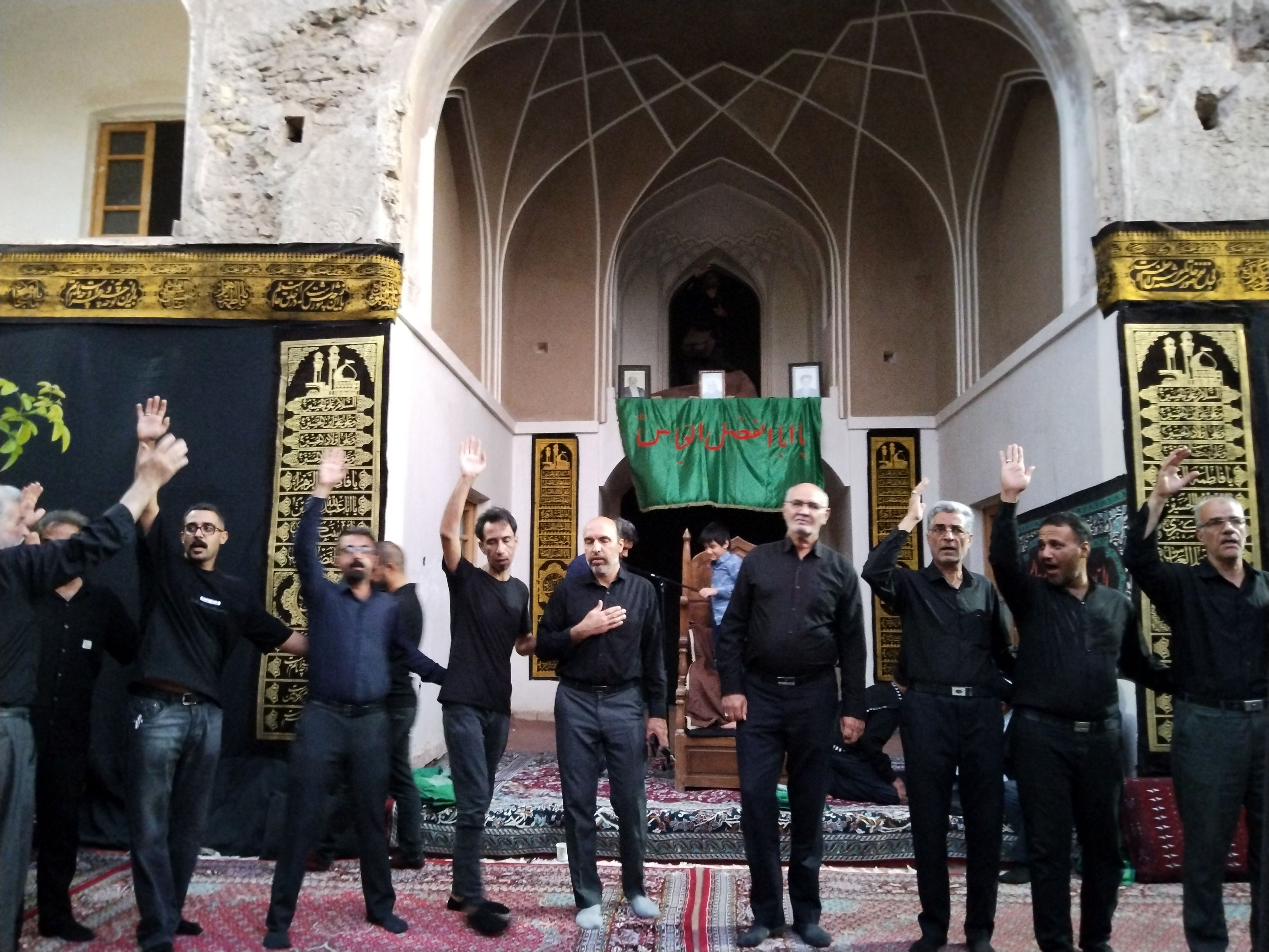 اقامه عزای سنتی در حسینیه گود بیرجند با قدمت ۱۰۰ ساله