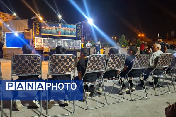 بزرگداشت مقام شهدای دفاع مقدس در آخرین روز هفته دفاع مقدس