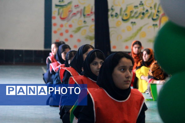 آیین متمرکز کشوری المپیاد ورزشی درون مدرسه‌ای در آق قلا 