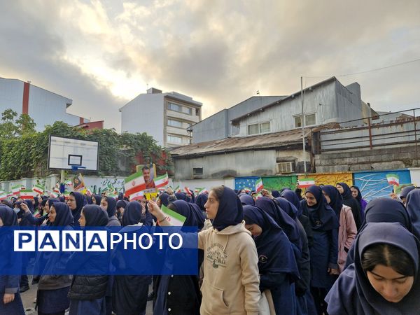 دبیرستان شاهد خیام میزبان جشنی پرشور به مناسبت روز دانش‌آموز