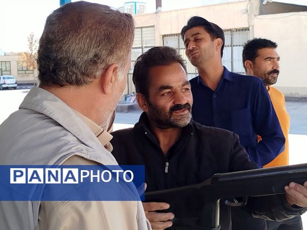 مسابقه تیر اندازی کارکنان اداره آموزش و پرورش کاشمر