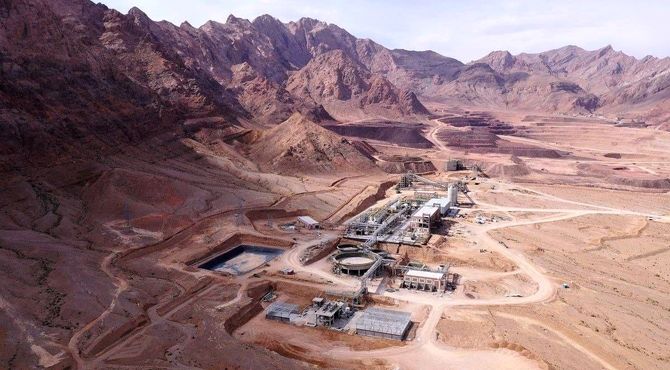 افتتاح ۲ میلیارد و ۳۰۰ میلیون دلار طرح معدنی و صنایع معدنی در هفته دولت