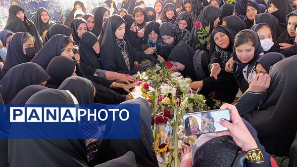 مراسم تشییع شهید گمنام در شهر سفیددشت 