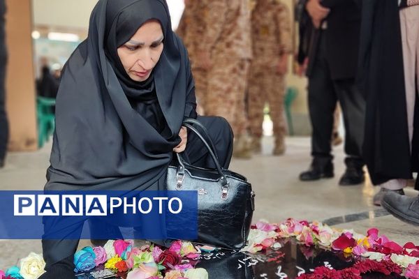 مراسم عزاداری حضرت ام‌البنین(س) همراه با تجلیل از خانواده‌های شهدا در رباط‌کریم