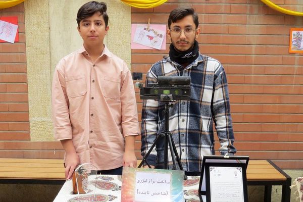 مراسم هفته پژوهش در دبیرستان بانو عفت آهنگری شهرری