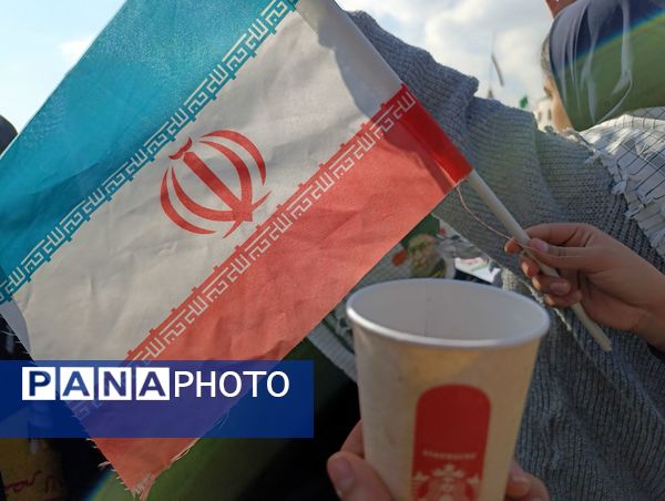 راهپیمایی روز دانش آموز و مبارزه با استکبار در مشهد 